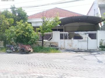 Rumah Sutorejo Timur STRATEGIS