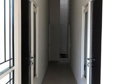 KOST DIJUAL SIAP HUNI 2 LANTAI KAWASAN KOTA MALANG