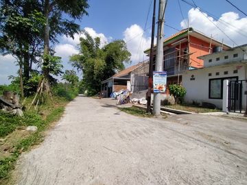 Dijual Tanah Kavling Utara Jl. Jogja-Solo Prambanan; 12 Unit