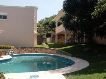 Casa en Venta  Morelos. Club de Golf Santa Fe. Hermosa casa con vista al campo de golf