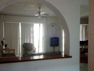 Casa en Venta  Morelos. Club de Golf Santa Fe. Hermosa casa con vista al campo de golf