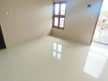 Rumah Baru Cluster Modern Kawasan Exclusive Nologaten Utara AMPLAZ