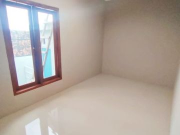 Rumah Baru Cluster Modern Kawasan Exclusive Nologaten Utara AMPLAZ