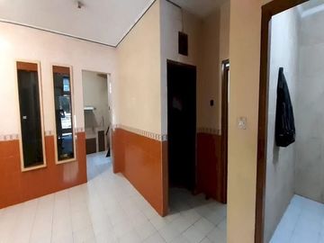 Rumah Nyaman di Bandung Indah Raya Cipamokolan dekat Fasilitas Umum