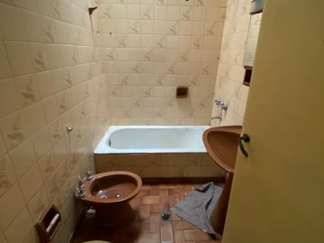 CHALET 3 AMBIENTES MORON SUR