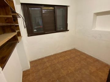 CHALET 3 AMBIENTES MORON SUR