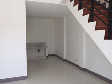 4BR Single Attached with Balcony | Klimang Tagaytay!!!