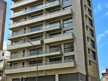 Semipiso  de  2 Dormitorios    cochera a estrenar.-