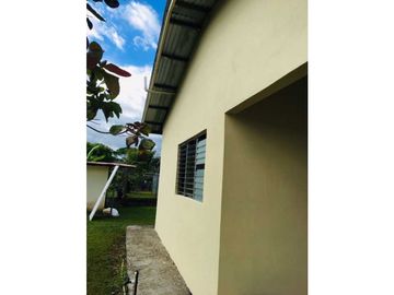 VENDO CASA DE SEGUNDA BIEN UBICADA EN DAVID