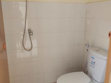 Rumah dekat SMPN 34 Tlogomulyo. Murah dan strategis
