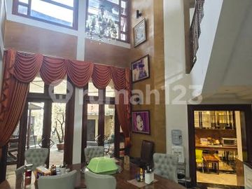 Turun Turun Harga!!! Rumah Mewah Full Marmer Lokasi Strategis di Puspitaloka BSD