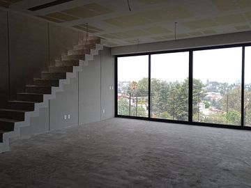 ¡PRECIOSO PENTHOUSE CON HERMOSA VISTA!