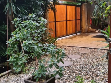VILLA 2 LANTAI DI GUNUNG ATHENA PADANGSAMBIAN DENPASAR