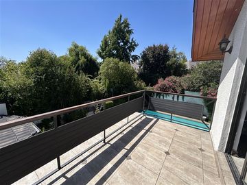 Casa en venta de 5 dorm. en Las Condes