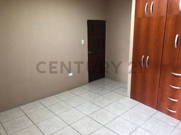 Venta Casa Rentera al Sur de Guayaquil K.Loo