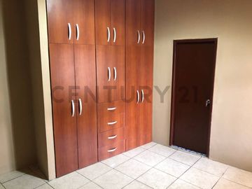 Venta Casa Rentera al Sur de Guayaquil K.Loo