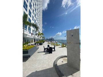 APARTAMENTO EN VENTA 2 RECAMARAS,  72m2 PH THE SANDS, VISTA AL MAR