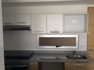 Excelente departamento cerca de Santa Fe
