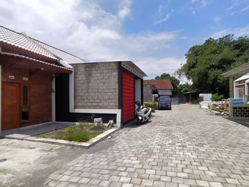 Murah Meriah Rumah Modern 200 Jutaan 6 menit ke Stasiun Brambanan