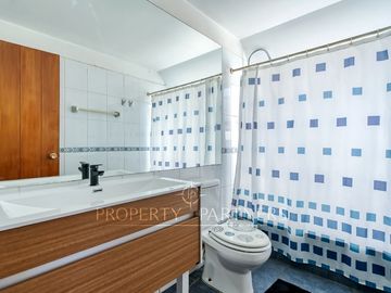 Venta de casa en Álvaro Casanova, Las Pircas, Peñalolén