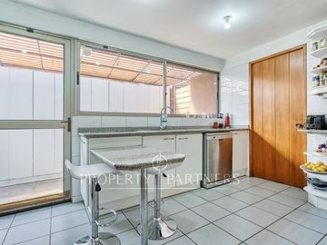 Venta de casa en Álvaro Casanova, Las Pircas, Peñalolén