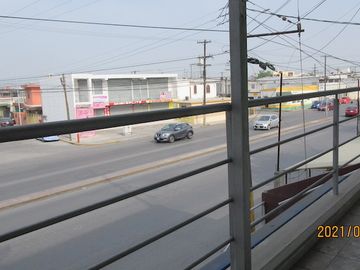 Rento local en Arturo B de La Garza, San Nicolas de los Garza, Nuevo Leon