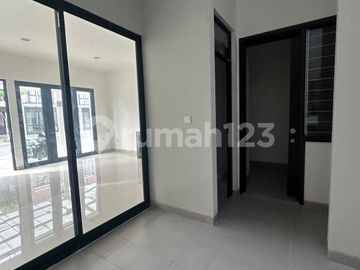 Disewa Murah Rumah Pik 2 Bagus 4 Kamar Tidur Pantai Indah Kapuk 2
