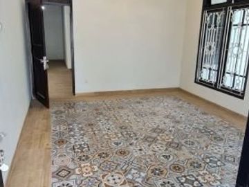 DIJUAL RUMAH MEGAH TEPI JL VETERAN KOTA JOGJA COCOK UTK HOMESTAY, GUEST HOUSE