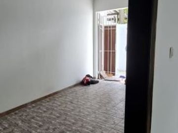 DIJUAL RUMAH MEGAH TEPI JL VETERAN KOTA JOGJA COCOK UTK HOMESTAY, GUEST HOUSE