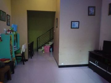 Jual Rumah 2 Lantai Permata Tropodo Regency Terawat Siap Huni