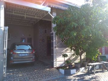 Jual Rumah 2 Lantai Permata Tropodo Regency Terawat Siap Huni