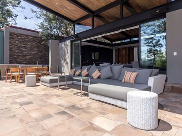 VENTA CASA AVANDARO VALLE DE BRAVO - BOSQUE ALTO