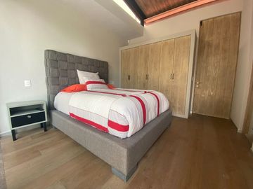 VENTA CASA AVANDARO VALLE DE BRAVO - BOSQUE ALTO