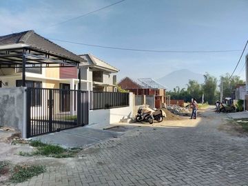 Rumah Murah 2 Lantai Dekat Kampus Brawijaya Di Joyo Agung Kota Malang