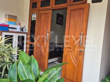Dijual rumah di taman pondok indah Wiyung Surabaya barat