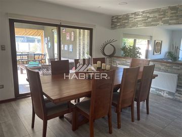 Gran Casa mediterránea 5D,4B, Zapallar Curicó (36676)