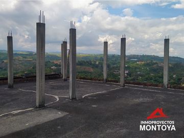 Finca productiva en la vía a Altagracia, Pereira