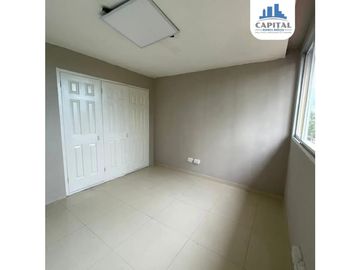 SE VENDE CASA DUPLEX EN RESIDENCIAL FLORES - VILLA DE LAS ACACIAS