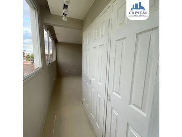 SE VENDE CASA DUPLEX EN RESIDENCIAL FLORES - VILLA DE LAS ACACIAS
