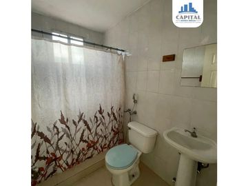 SE VENDE CASA DUPLEX EN RESIDENCIAL FLORES - VILLA DE LAS ACACIAS