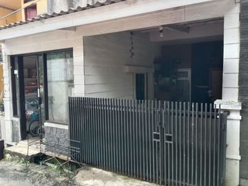 Dijual Rumah di Komplek Griya Winaya di Ujung Berung