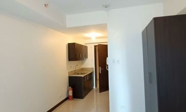 [190K SPOT DP to move in!] RFO condo close to MRT Boni Station - Axis Residences