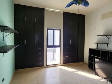 Venta casa 3 recamaras con piscina en Real Montejo