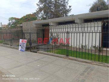 🏡 ¡Gran Oportunidad de Inversión! Terreno en Venta en Chincha Alta

📍 Ubicación: Av. Luis Galvez Chipoco N° 243, Chincha Alta

🔹 Características: