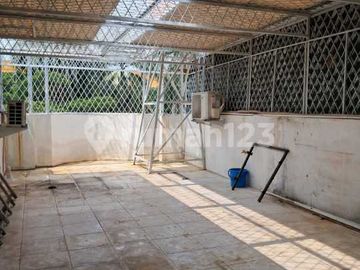 Turun harga Ruko di Taman Surya 5 , Jakarta Barat