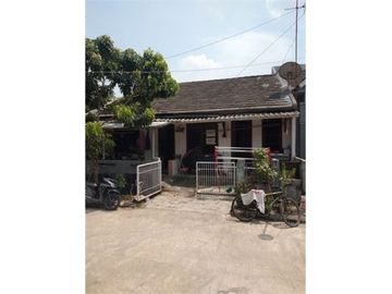 Dijual rumah hanya hitung tanah saja di Bekasi