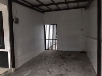 RUMAH MURAH 600 JUTAAN HANYA 400 METER KE STADION MAGUWOHARJO