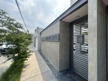 Depa entrega inmediata a 5 min de plaza del sol