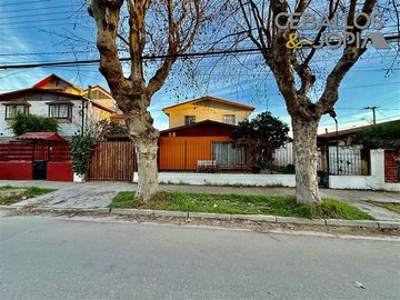 Casa en venta de 5 dorm. en Villa Alemana