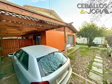 Casa en venta de 5 dorm. en Villa Alemana